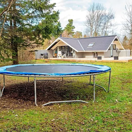 Holiday home Xvii *